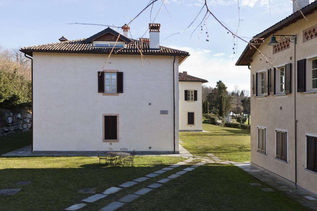 Foresteria Dei Piaceri Campestri Casciago Eksteriør billede